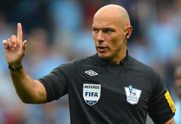 足球比赛哪个位置录像最好,足球回放战术解析