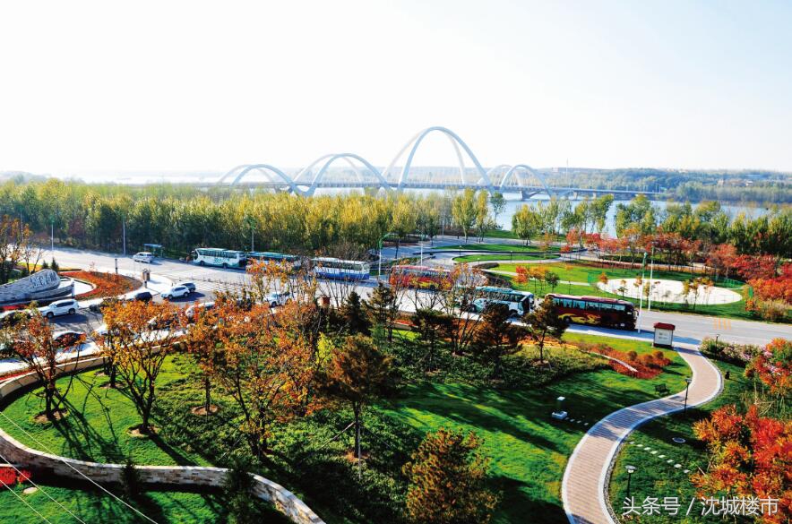 根据喜好买房,按排号顺序选房