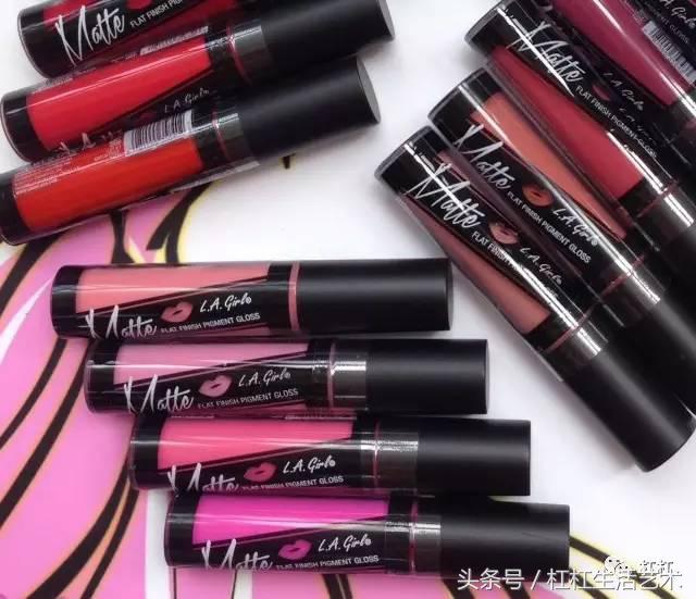 大牌口红与平价口红的区别,用完大牌口红再用平价口红
