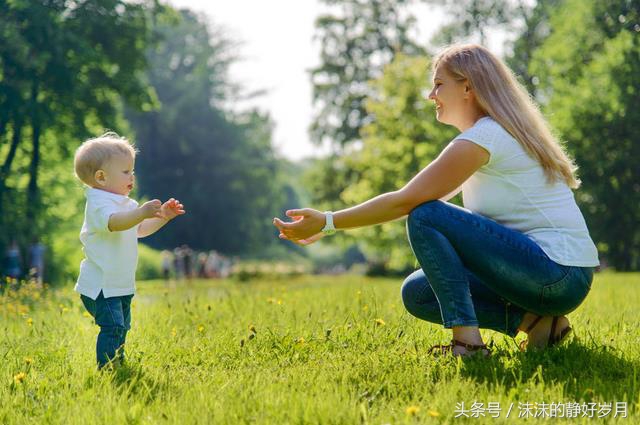 新手妈妈要懂得把握住这几个产后的“第一”