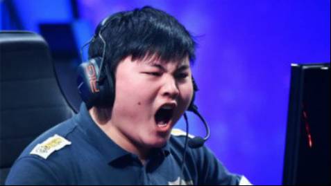 全明星solo赛uzivstheshy疯狂麦克疯,lol全明星赛2019uzi玩新英雄