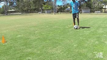 10种适用于足球爱好者的实用带球练习，赶快练起来吧！