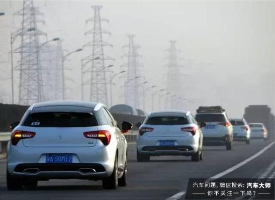 上高速开车紧张速度高了心慌,新手如何克服上高速的紧张