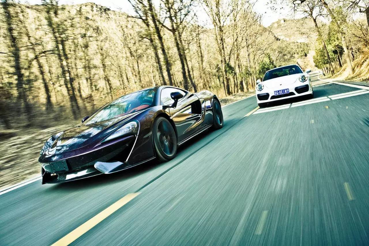 这两款车的体验感受就是:有钱真好丨TheAwards2016