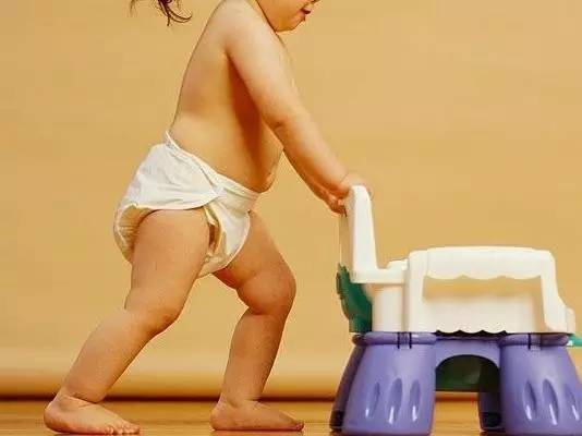 太早走路会o型腿吗,宝宝走路太早腿会弯嘛