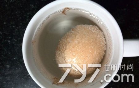 治肩周炎的民间偏方醋加鸡蛋,醋泡鸡蛋对人有副作用吗