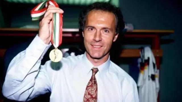 绝世双骄梅罗国家德比,梅罗绝代双骄惺惺相惜