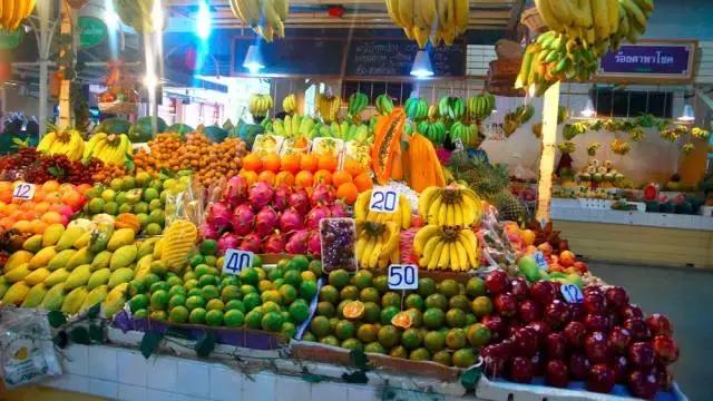 普吉岛在哪里吃海鲜划算,如何在普吉岛吃海鲜吃到爽