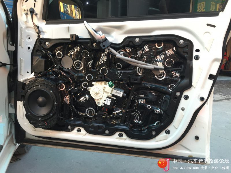 宜昌极品音改菲亚特无损改装以色列摩雷听宝音响