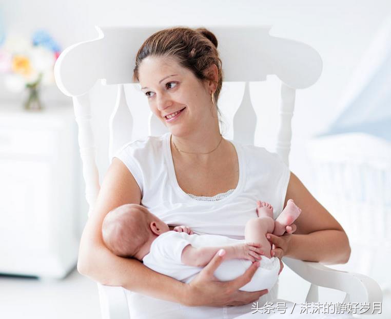 新手妈妈要懂得把握住这几个产后的“第一”