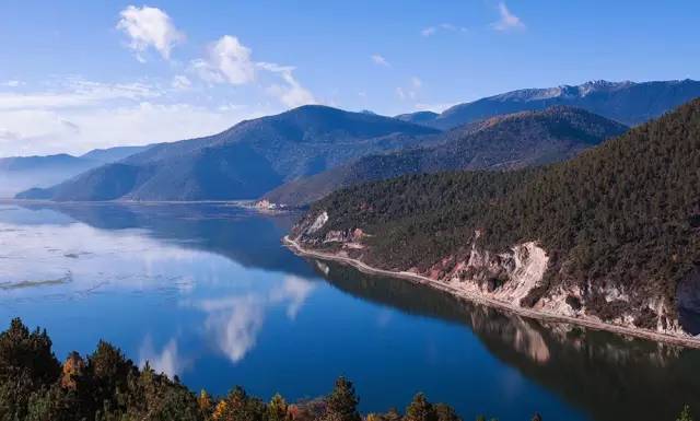 边旅游边挣钱如何靠旅游赚钱,旅行新模式边旅游边赚