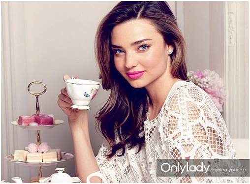 唐嫣口红色蓝调正红,唐嫣推荐的口红