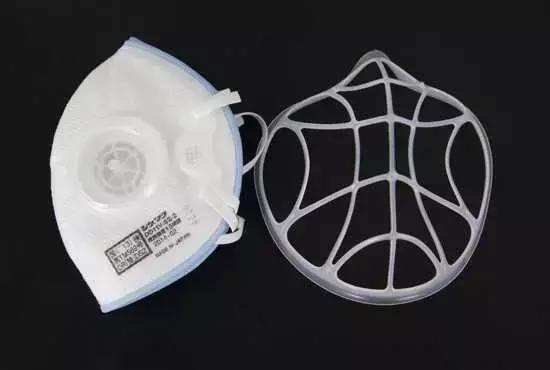 鹿晗绿色同款口罩,心疼鹿晗的瞬间