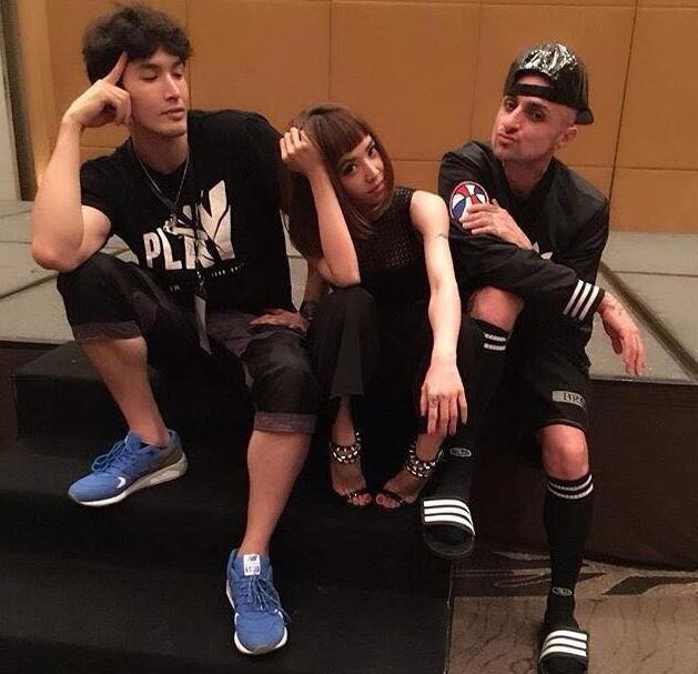 36岁蔡依林身价上百亿,蔡依林与锦荣六年爱情马拉松