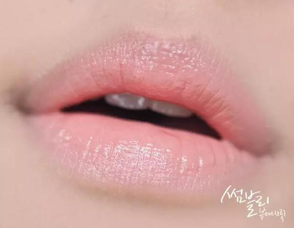 韩国唇釉爆款榜透明,韩国美妆热销唇釉