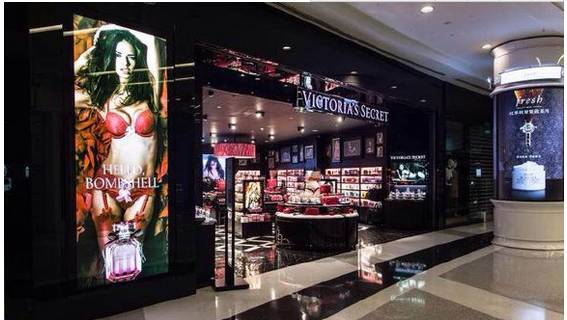 武汉女人最爱这个美国佬？知道真相的我眼泪掉下来！