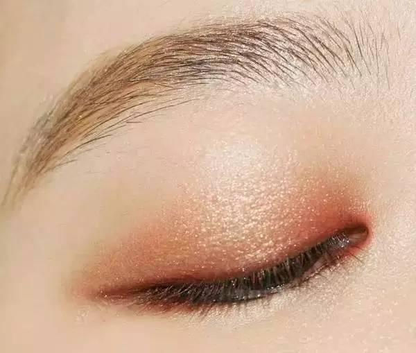 眼影秋冬平价眼影有它们就够了,眼影排行榜十强大牌