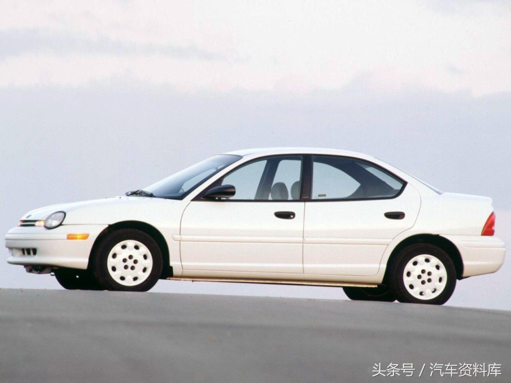 克莱斯勒彩虹车型,90年代克莱斯勒轿车