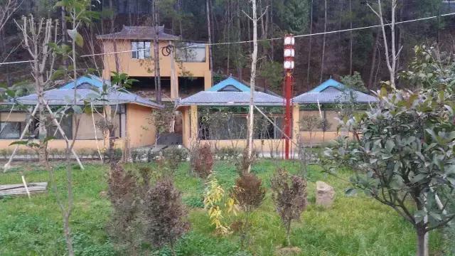 光雾山温泉度假村,光雾山景区徒步游记