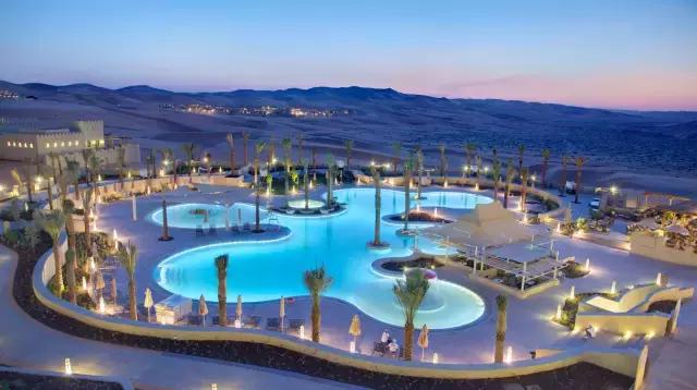 迪拜王子开车去沙漠越野,沙漠越野迪拜沙漠汽车赛