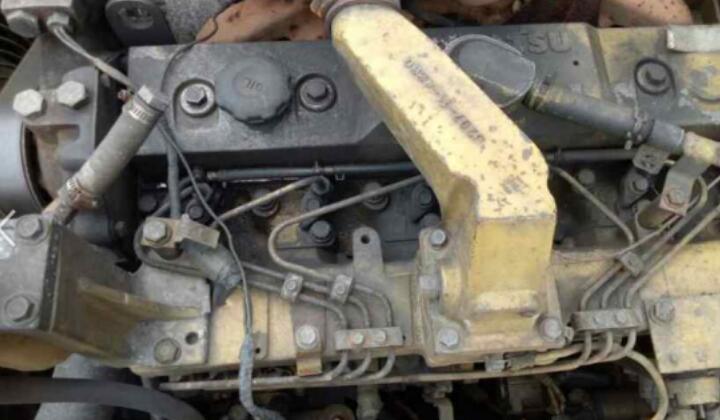 小松128大机头和小机头的区分,小松100小机头与大机头的区别