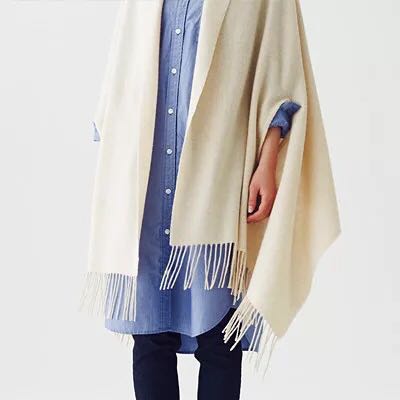 围巾穿出时髦范,时髦的围巾系法