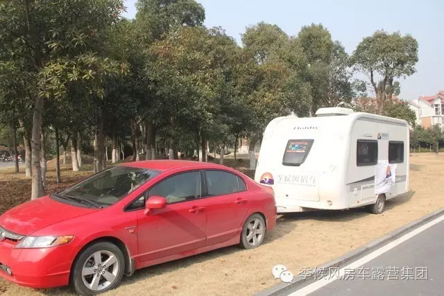 750公斤以下的拖挂房车上牌吗,成都拖挂房车上牌在什么地方