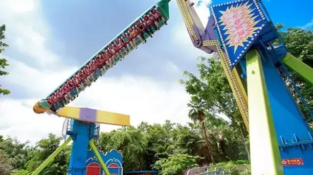 游玩广州长隆欢乐世界的视频,长隆欢乐世界一日游攻略