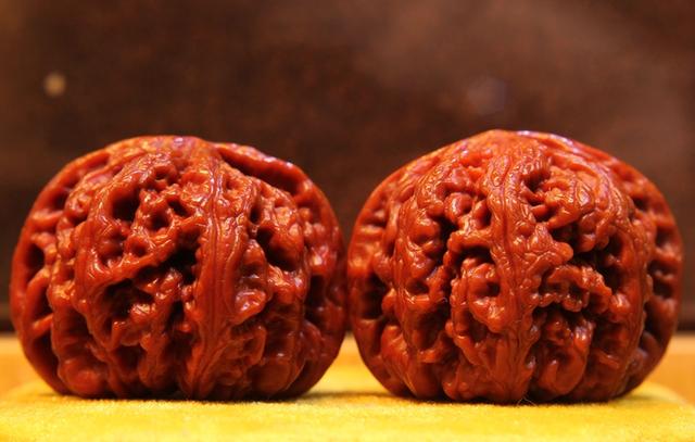 为什么核桃一点油都没有,刷核桃需要上油吗