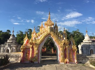 愿上苍保佑吃完饭的人民——缅甸8日传统玩法