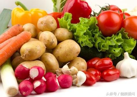 如何解决老年斑的最有效方法,解决老年斑的小妙招