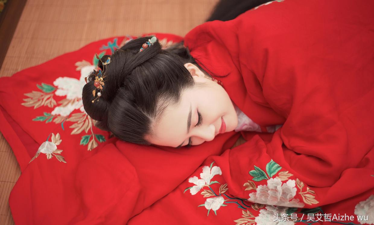 美妆博主种草测评平价,美妆种草博主真的卖很多护肤品吗