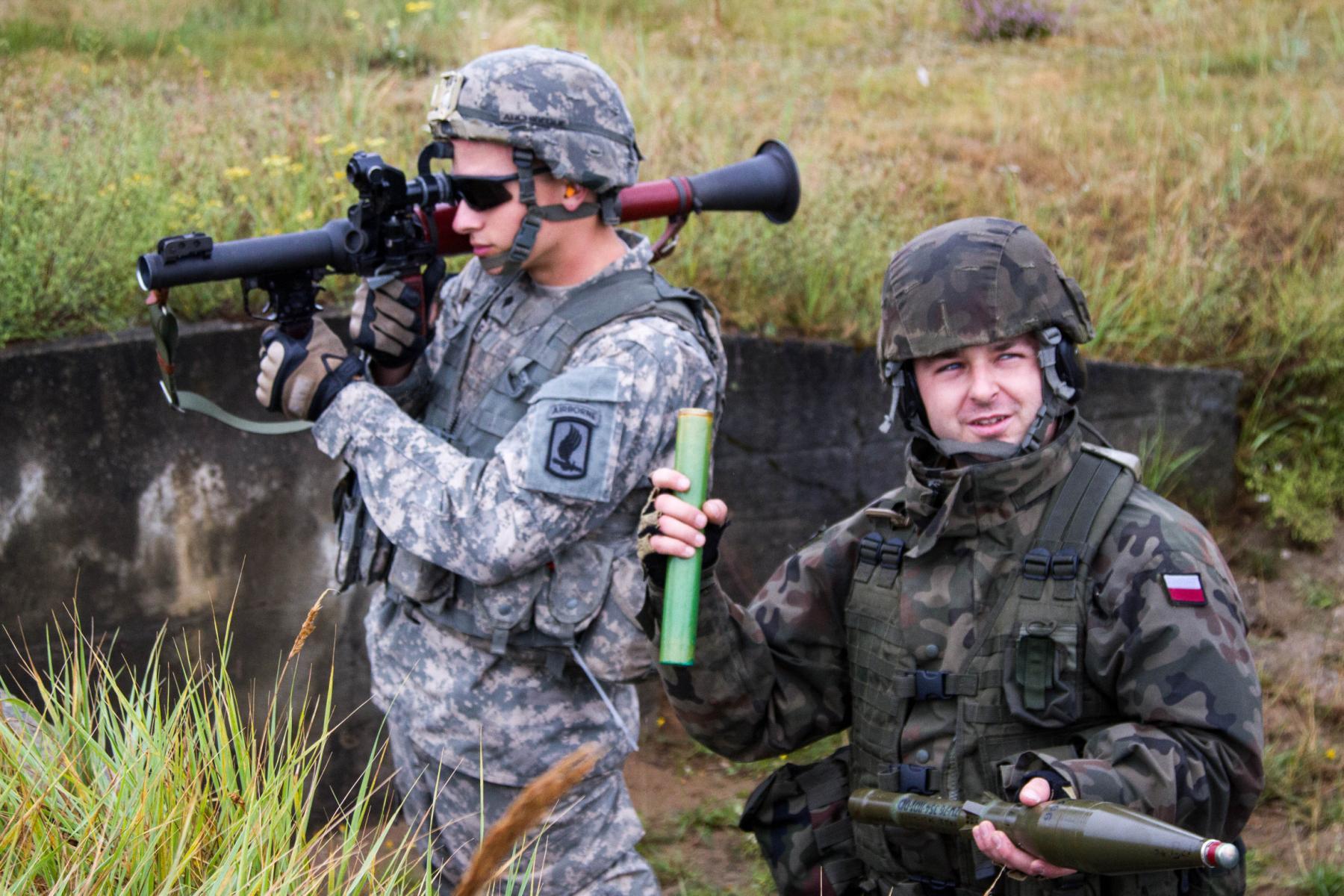 rpg火箭弹简介,rpg火箭弹发射的视频