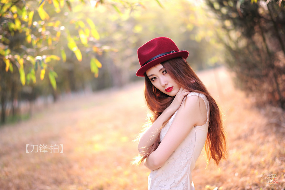 烈焰焚情,烈焰红唇娇艳欲滴