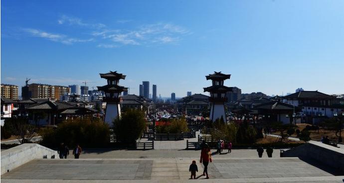 山东诸葛亮故里,诸葛亮故乡山东临沂卧龙山