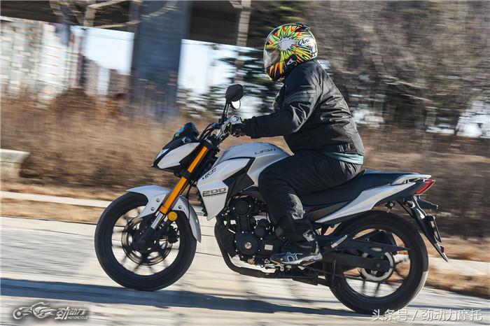 好玩的性能小钢炮,好玩儿不要钱的赛车