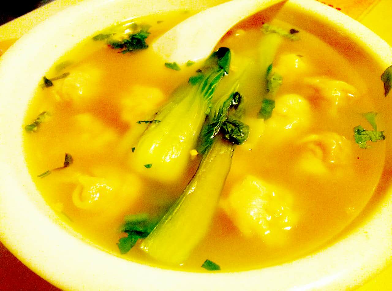 鲜虾馄饨推荐,鲜虾西葫芦鸡蛋锅贴