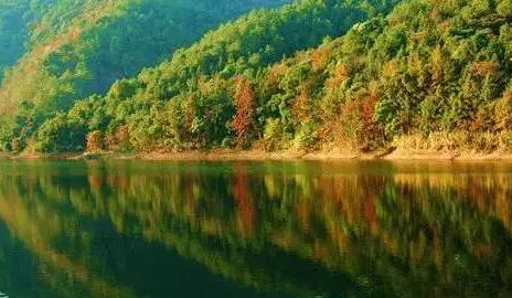 广东也能看到“九寨沟”这样的美景，还不止一个呢！