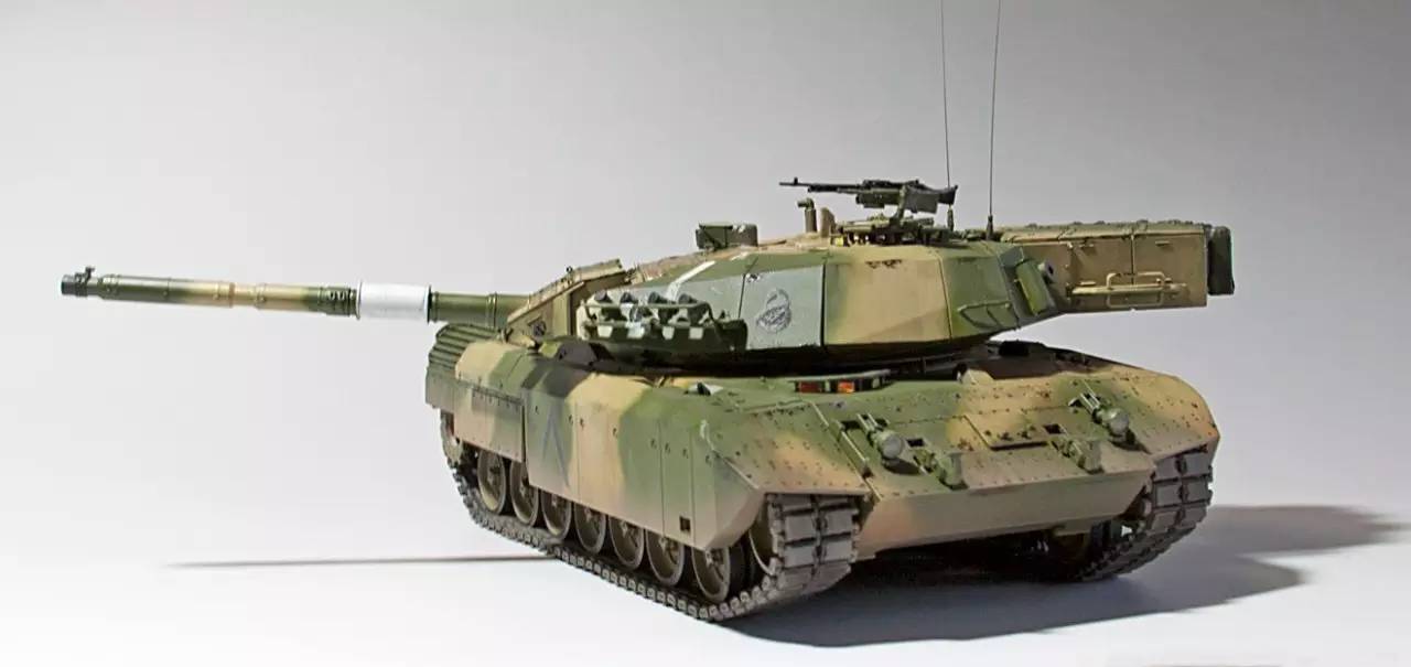 装甲无用论,装甲无用论导弹万用论