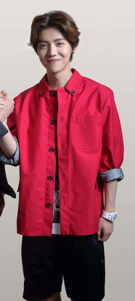 鹿晗饭拍高清壁纸,鹿晗粉色动态壁纸