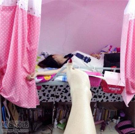 内涵图:胸是好胸,赞一个!