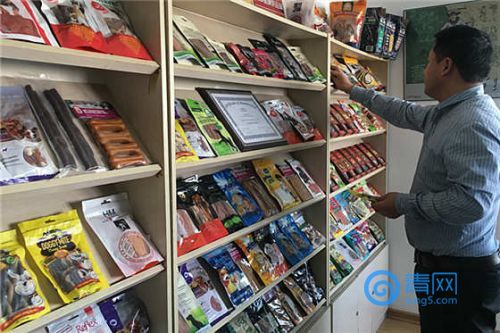 青岛女子花了1000多买东西,青岛女子花一千元逛超市抖音号