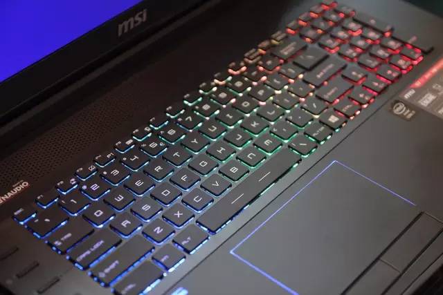 笔记本电脑哪款屏幕最好,笔记本电脑屏幕最好的是哪几款