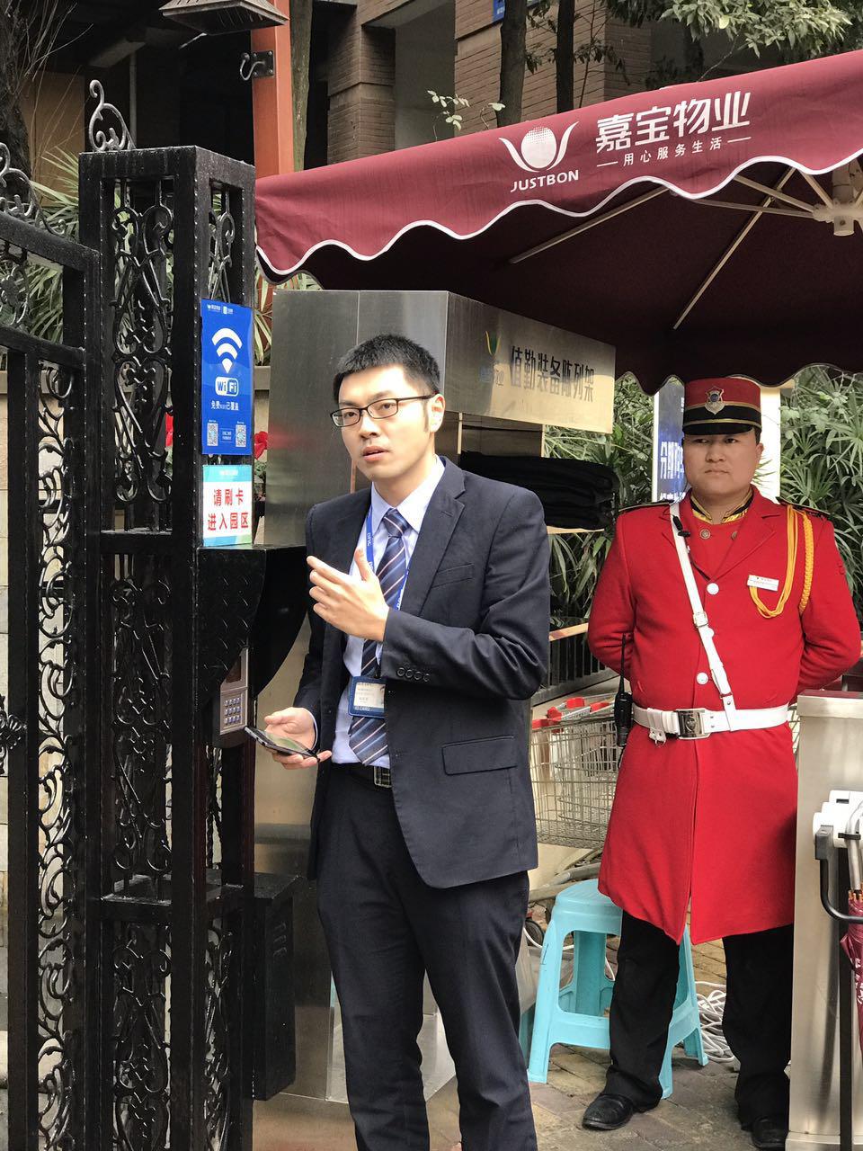 小区门禁卡怎么无声开门,小区门禁卡怎样破解