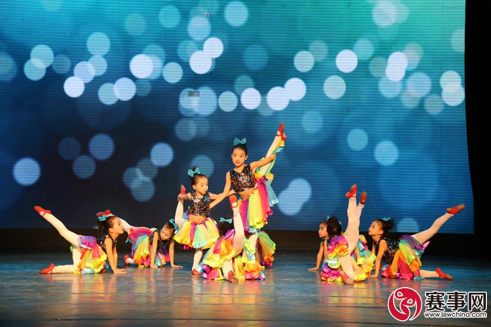 赛事网春晚录制圆满结束，正月初一至初三请锁定福建教育电视台