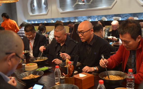 孟非的小面哪个最好吃,孟非小面为什么那么贵