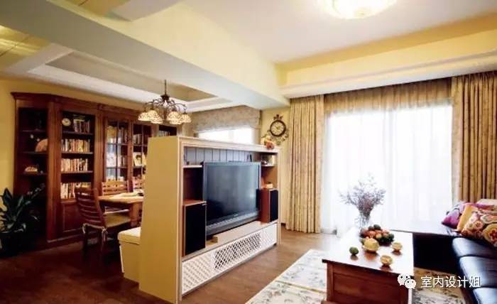 电视墙节省空间,电视墙太大用什么装饰一下