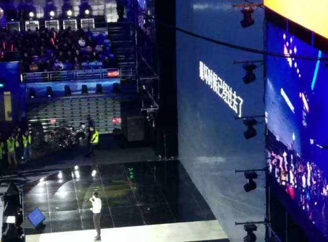 雷军小米目标是三年成为全球第一,雷军在小米发展中起的作用