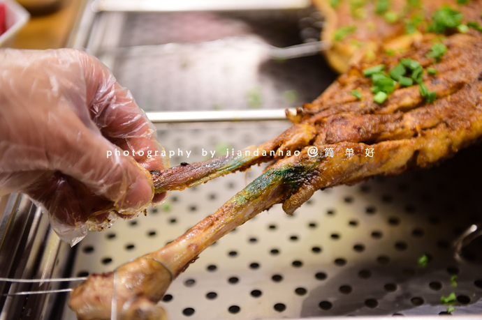 原来最正宗的烤全羊是这样做的,烤全羊出炉前10分钟都经历些什么