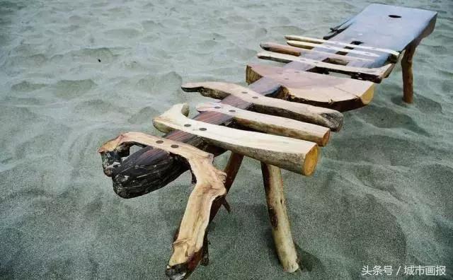 这个英国大叔从地里“种”出了一把椅子，价值2万多！